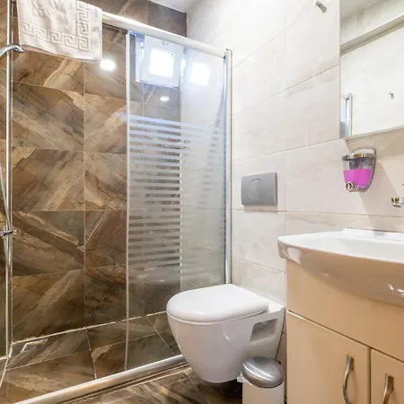 Luxery Aparment Hotel